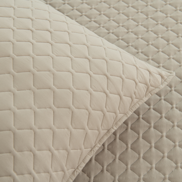 Couette beige cousue Stone Wash Clara Vidal Salerno