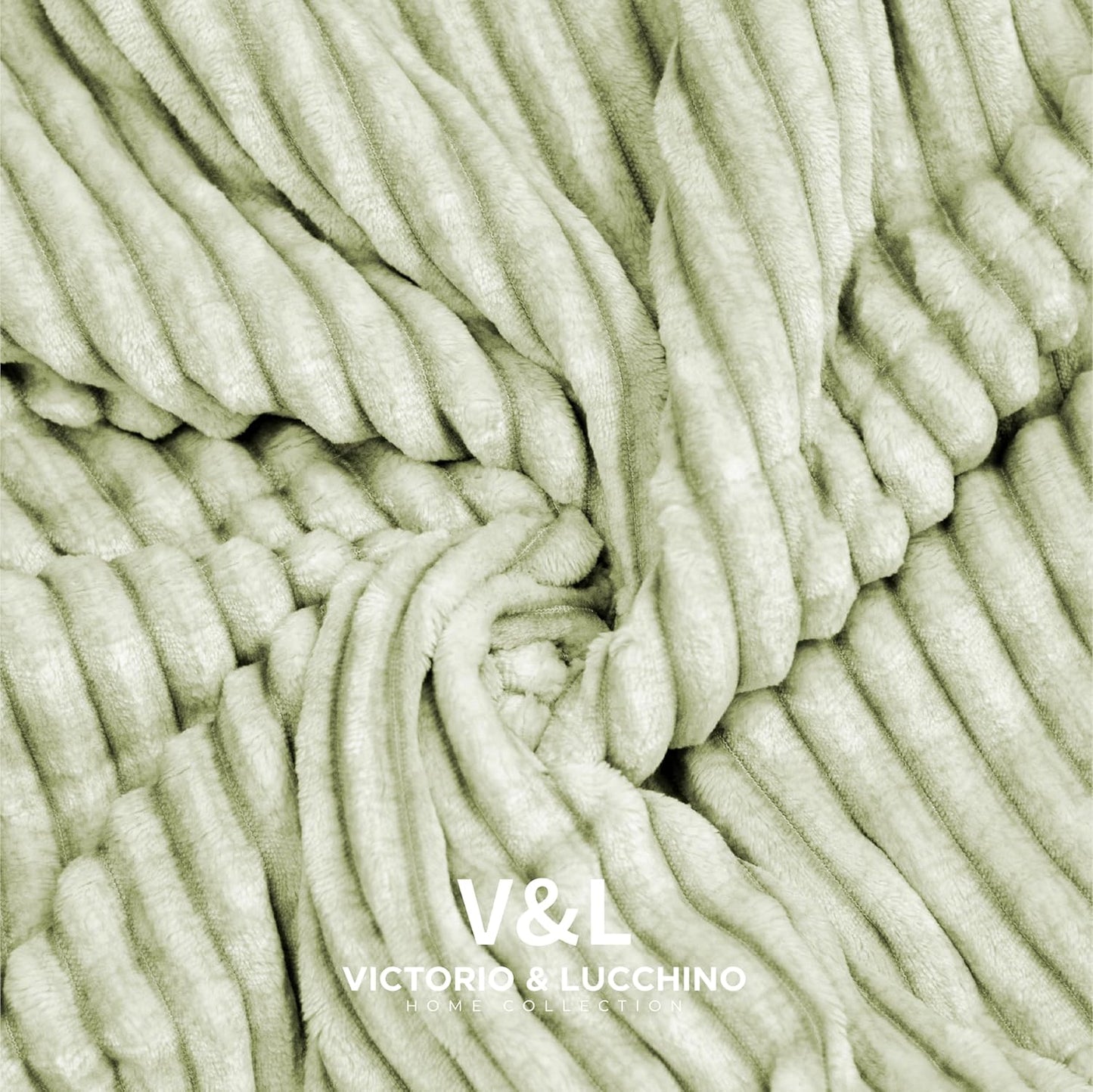 Comforter Jaspeado con Reverso de Borreguito – 650 g/m² Incluye Funda(s) de Cojín modelo ANAYA de Victorio&Lucchino en color verde