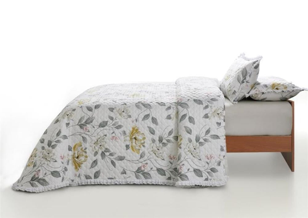 Couette boutis réversible cousue avec dentelle par Clara Vidal Estoril Gold
