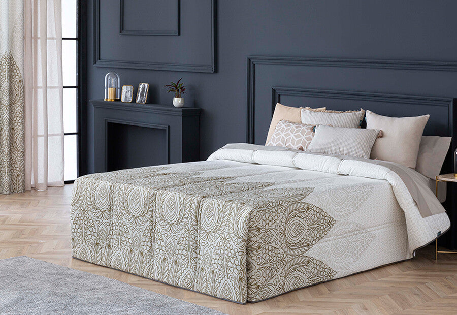 Couette Baza Beige de Paula Confections