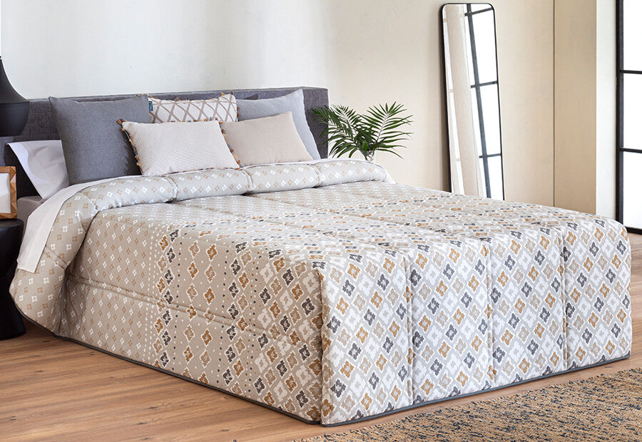 Couette Toledo Beige de Paula Confections