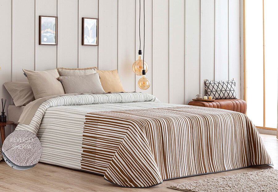 Couette Sherpa Beige Loja par Paula Confections