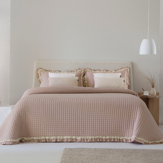 Bouti Bianka White Quilt FUN&amp;DECO