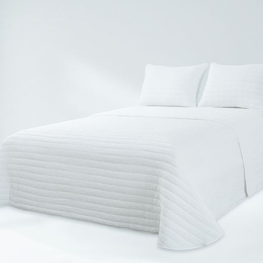 Couette blanche CLARA VIDAL, modèle Sizan