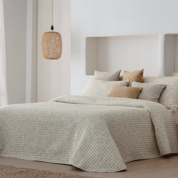 Colcha bouti  reversible estampada modelo ELODY Fundeco color beige