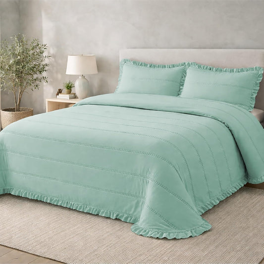 Colcha  Victorio & Lucchino modelo Lorena con Volante color aguamarina