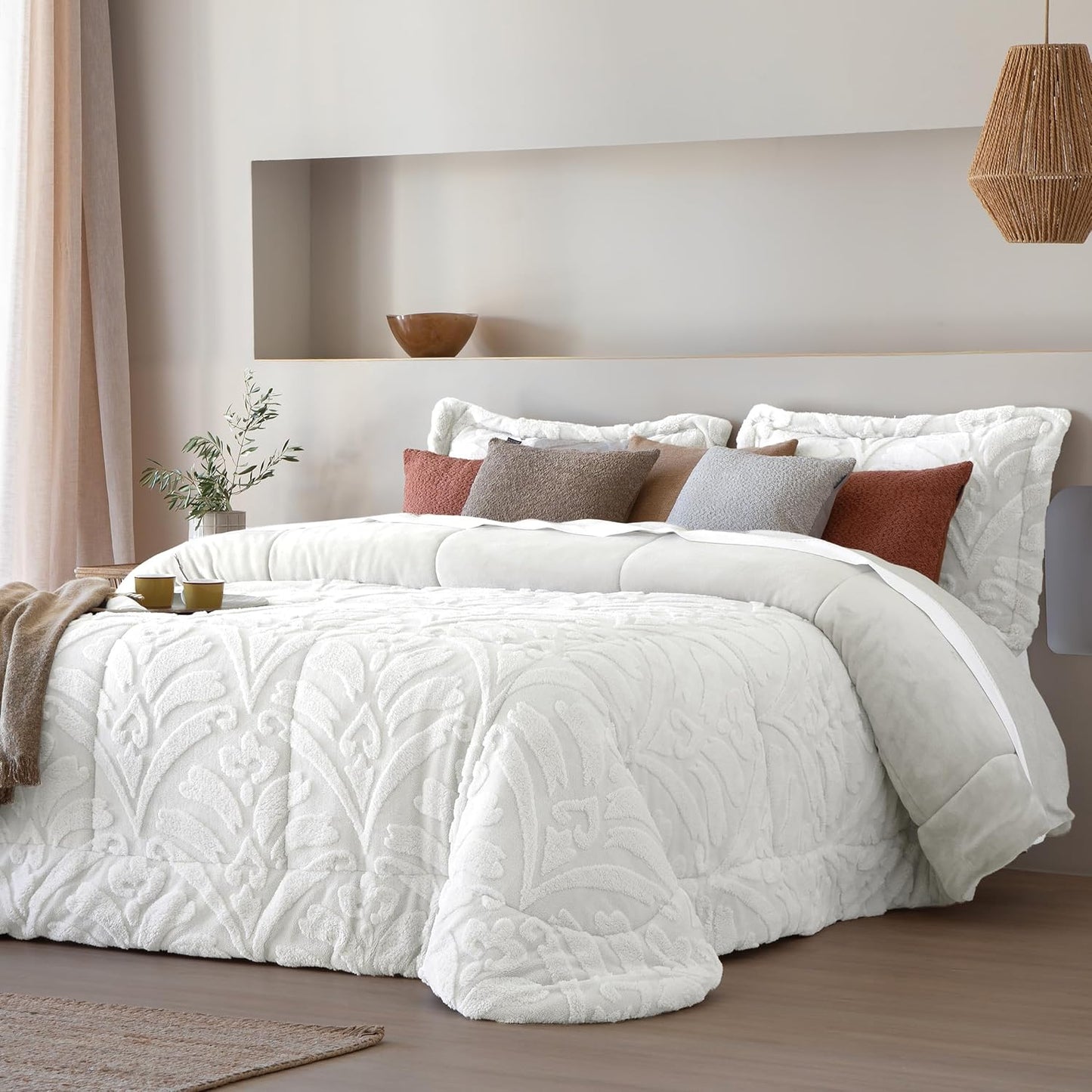 Edredón con Sherpa modelo Elai marca Antilo color natural 600 grs.