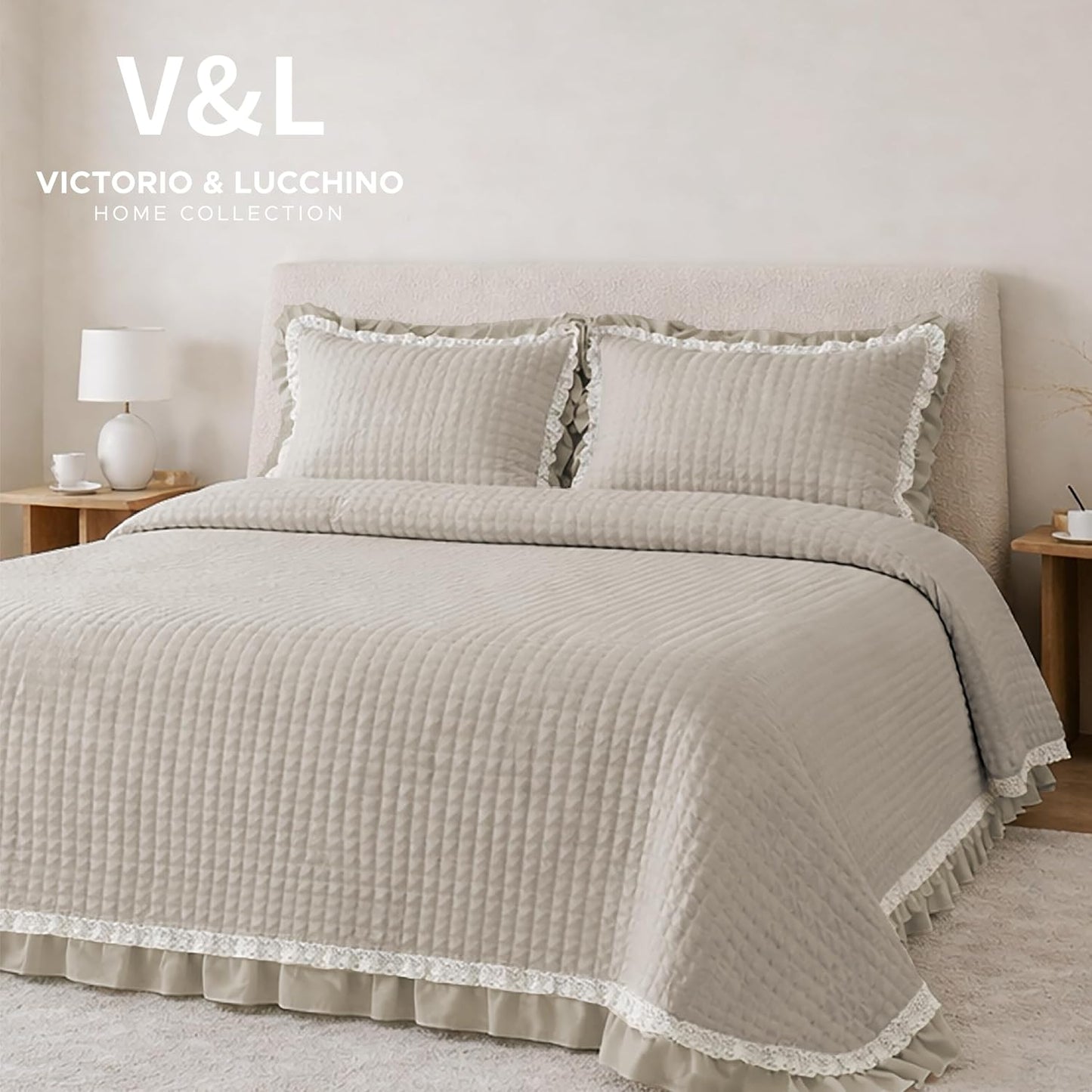Colcha Beige modelo Anaya de Victorio & Lucchino everly