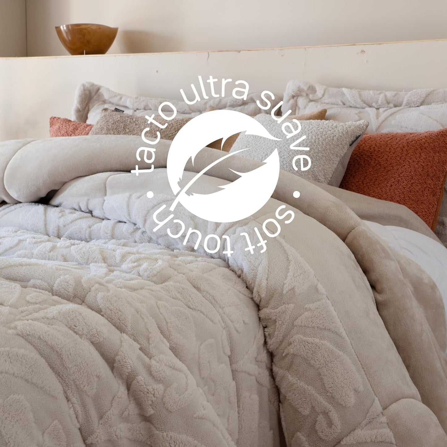 Edredón beige con Sherpa modelo Elai marca Antilo 600 grs.