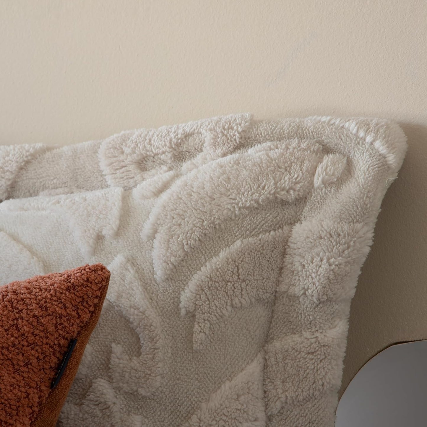 Edredón beige con Sherpa modelo Elai marca Antilo 600 grs.