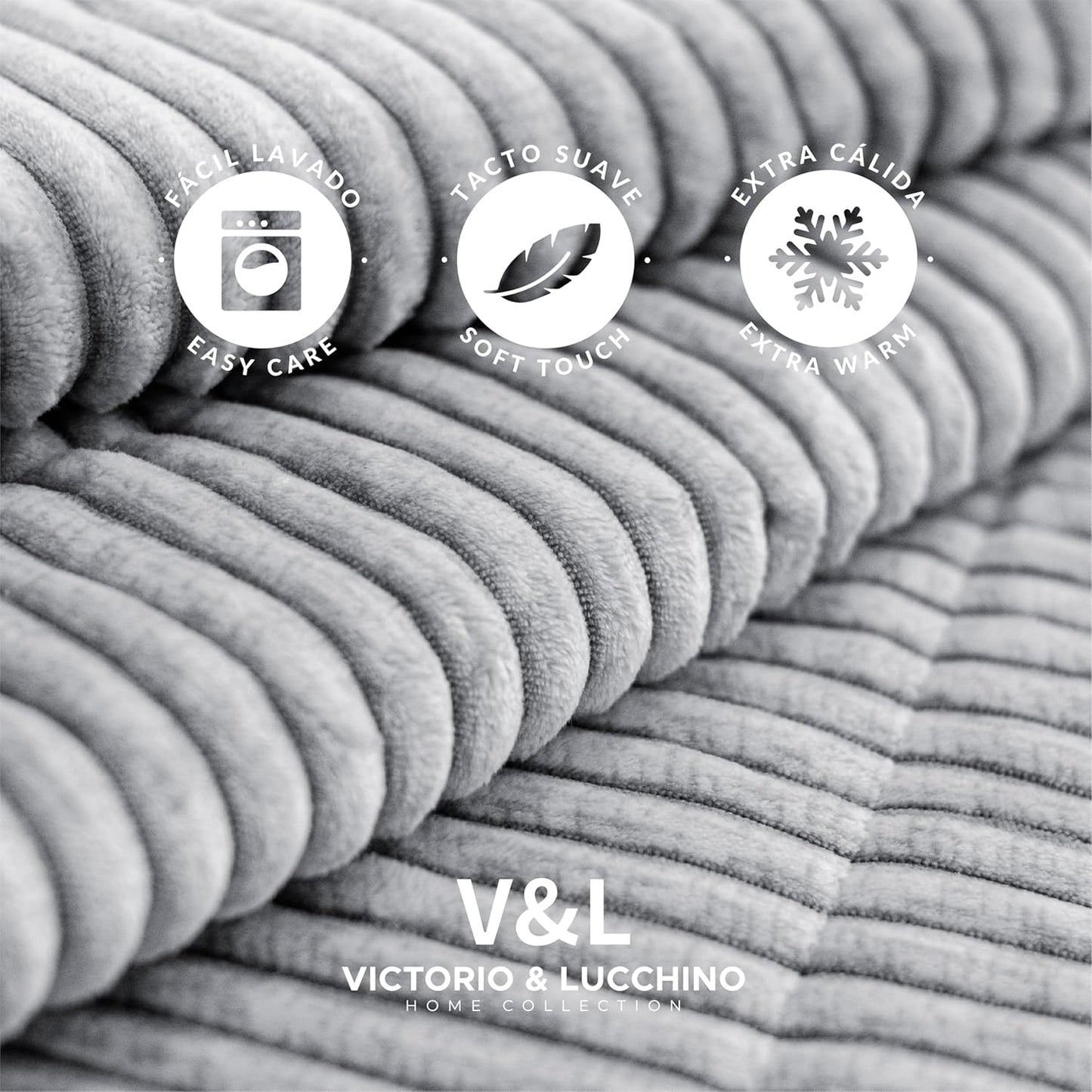 Comforter Jaspeado con Reverso de Borreguito – 650 g/m²  Incluye Funda(s) de Cojín modelo ANAYA  de Victorio&Lucchino en color gris