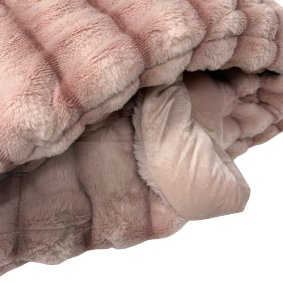 Edredón Conforter rosa sedalina 800 gr modelo  Faux de Victorio&Lucchino