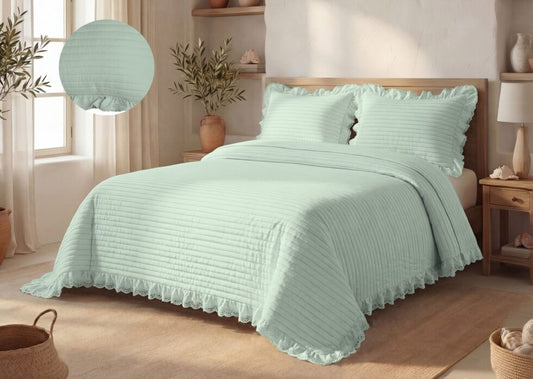 Colcha aguamarina con volantes modelo Nicole de Ankeli