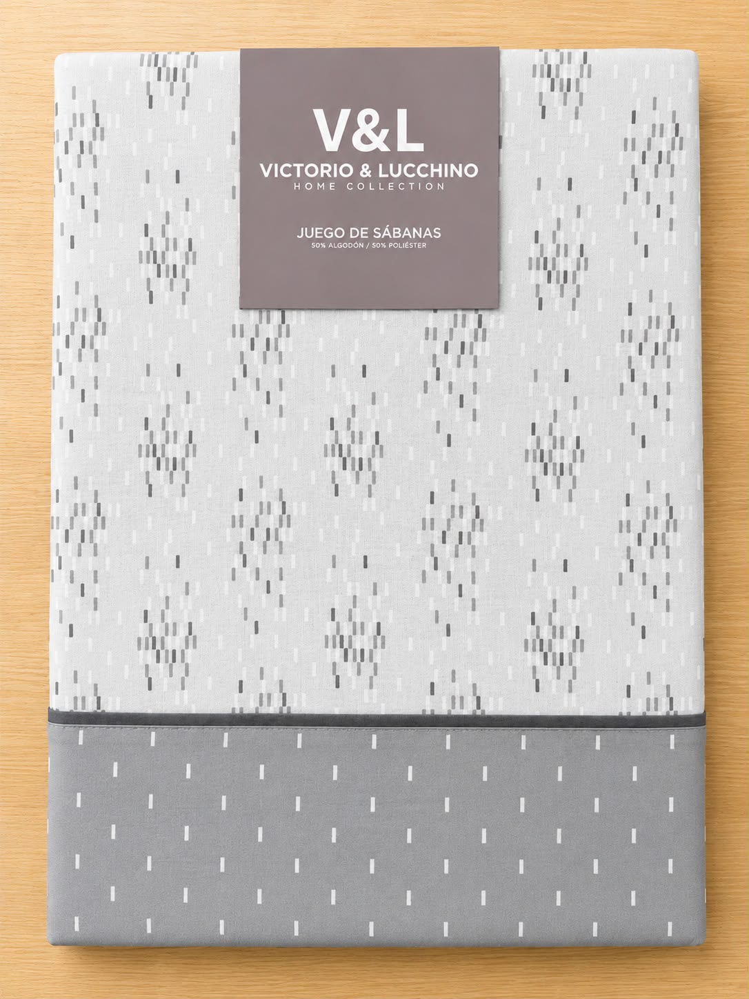 Juego de Sábanas Victorio y Luchino de verano modelo Clara gris