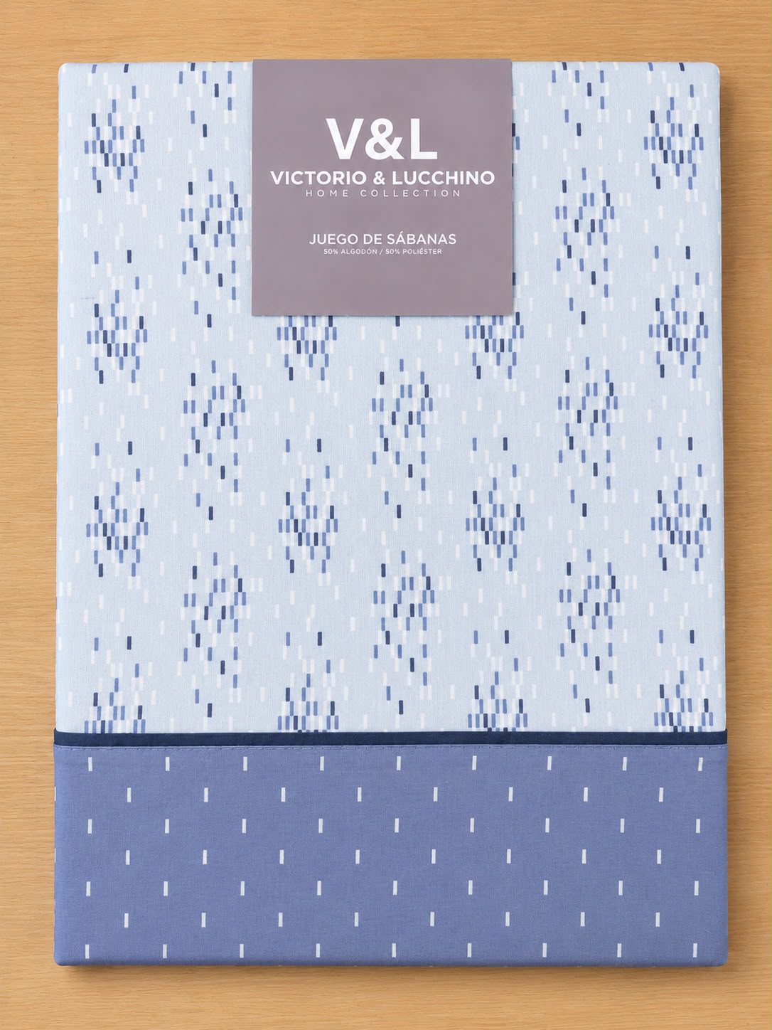 Juego de Sábanas Victorio y Luchino de verano modelo Clara azul