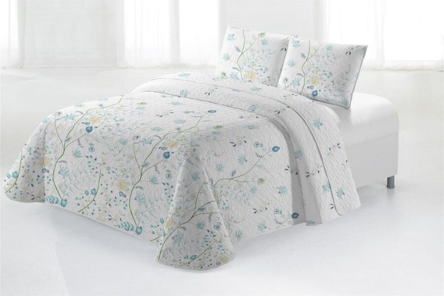 Bouti Besbes Blue MIRACLE Quilt