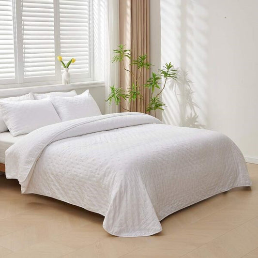 Bouti Greta Garbo Quilt White ICELANDS