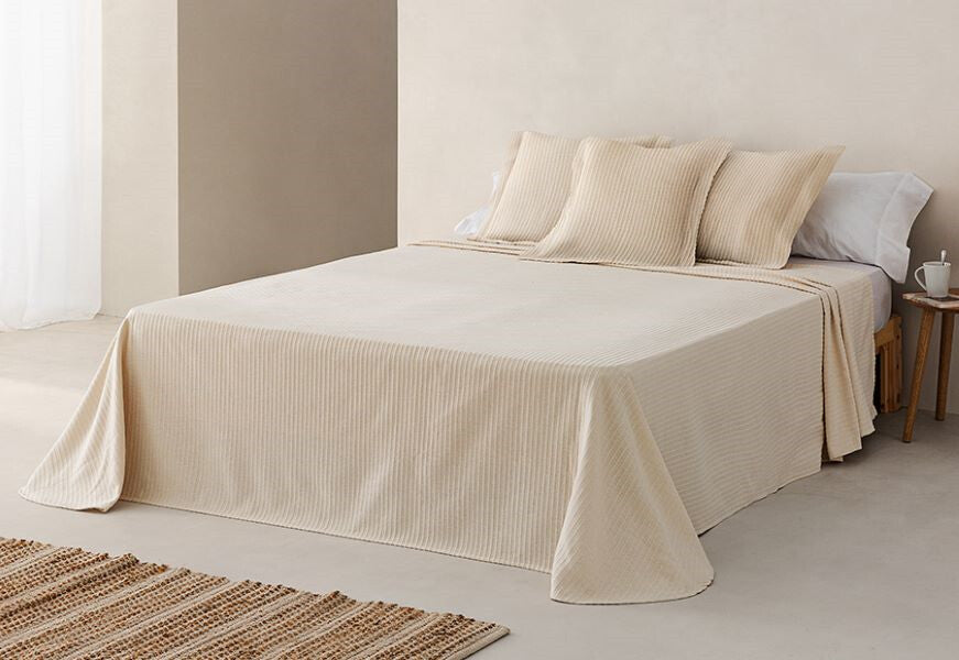 LLARBONA Mediterranean Cotton Jacquard Piqué Bedspread Beige