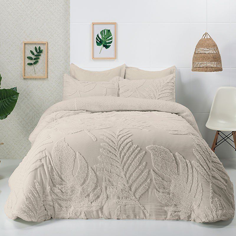 Edredón Sherpa Kiara color lino de  Pierre Cardin