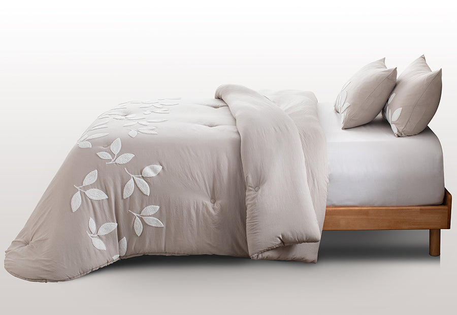 Colcha de invierno - Edredón Gaelan beige de Clara Vidal 400 gr.