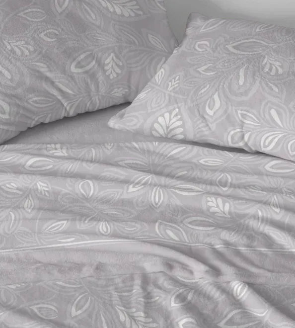 Sábana Coralina diseño floral colar malva TRN032 de Burrito Blanco