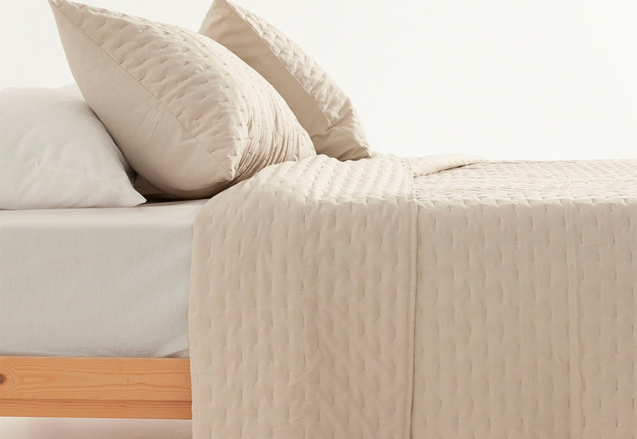 Colcha Bouti Lisa Termosellada GAMUSI Nara Color beige