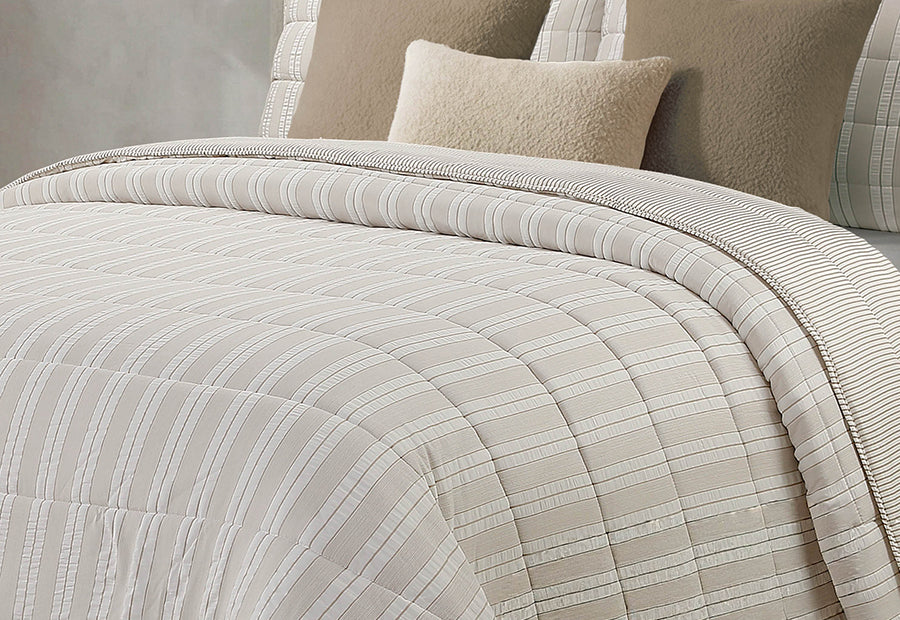 Edredón Jacquard Entretiempo 200gr FUNDECO Nila beige