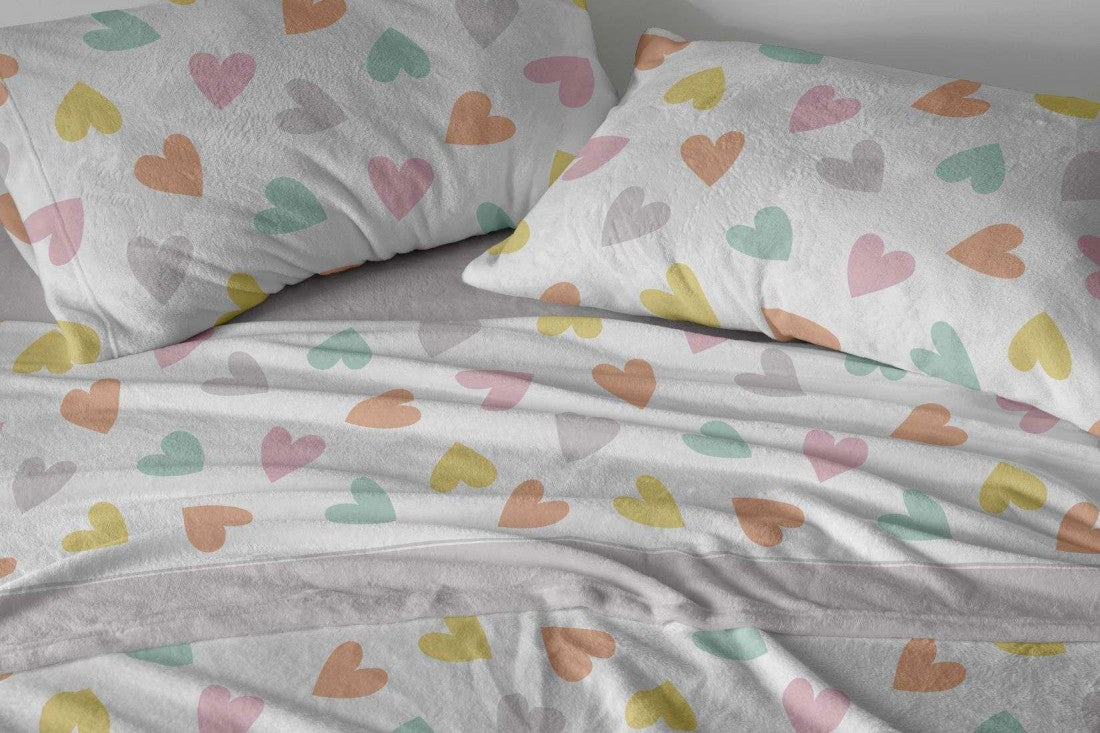 Sábana Coralina con corazones modelo TRC992 de Burrito Blanco