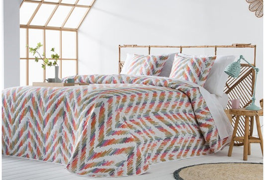 VIALMAN Sofia Jacquard Quilt